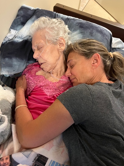 Knowing When to Involve Hospice for a Loved One with Dementia